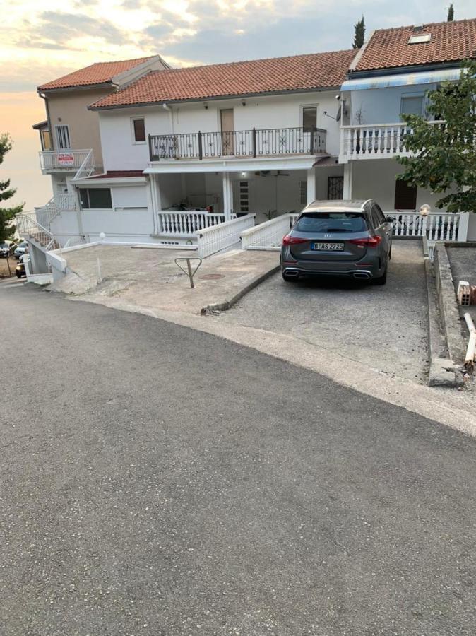 Appartement Apartman Drago Sveti Stefan à Budva Extérieur photo